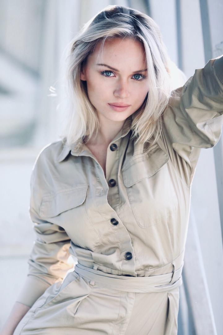 Female model photo shoot of Anastasia Fedotkina by mindseyeprodNYC
