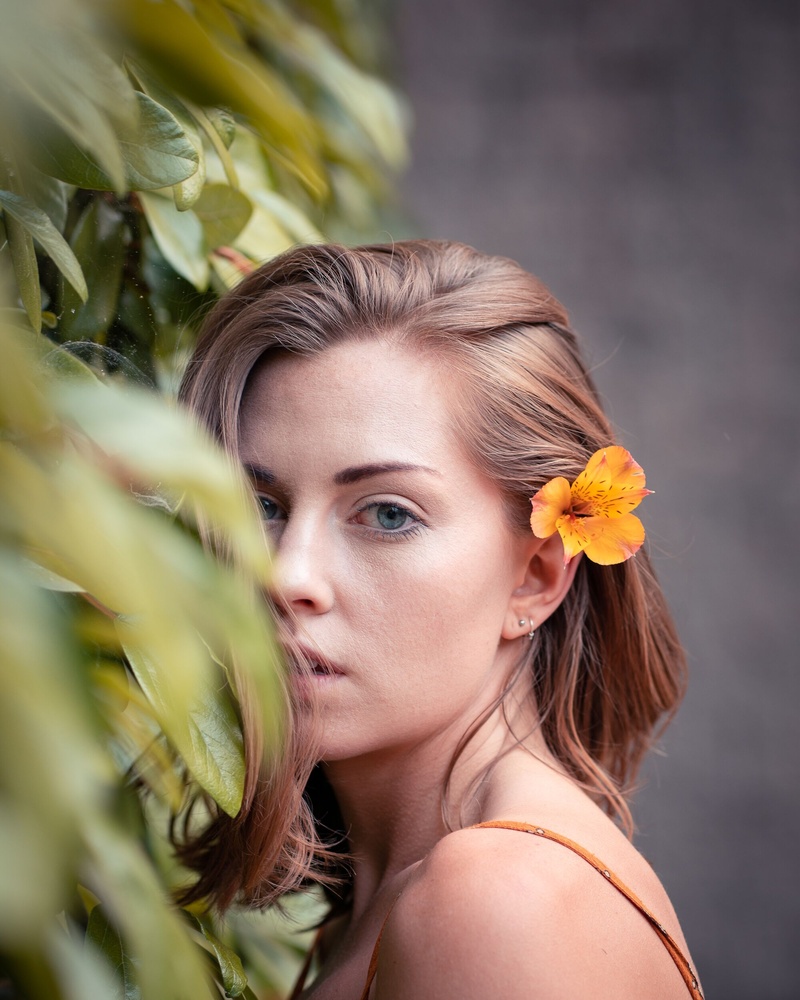 Female model photo shoot of Emily Bee