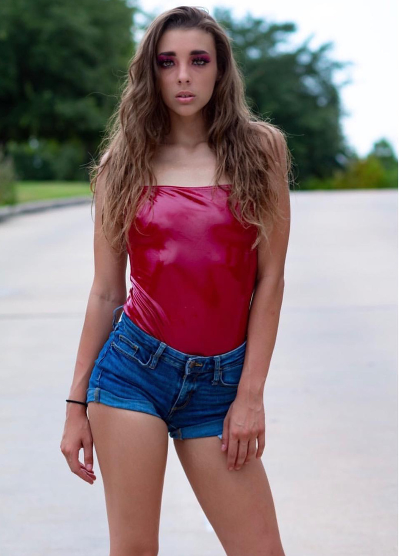 Female model photo shoot of Lexieelite