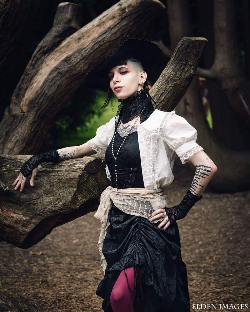 Female model photo shoot of Abigail Neffer LeMort in Seattle