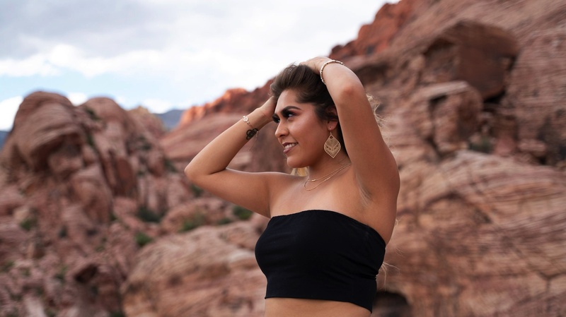 Female model photo shoot of dlockwood in Red Rocks - Las Vegas, NV