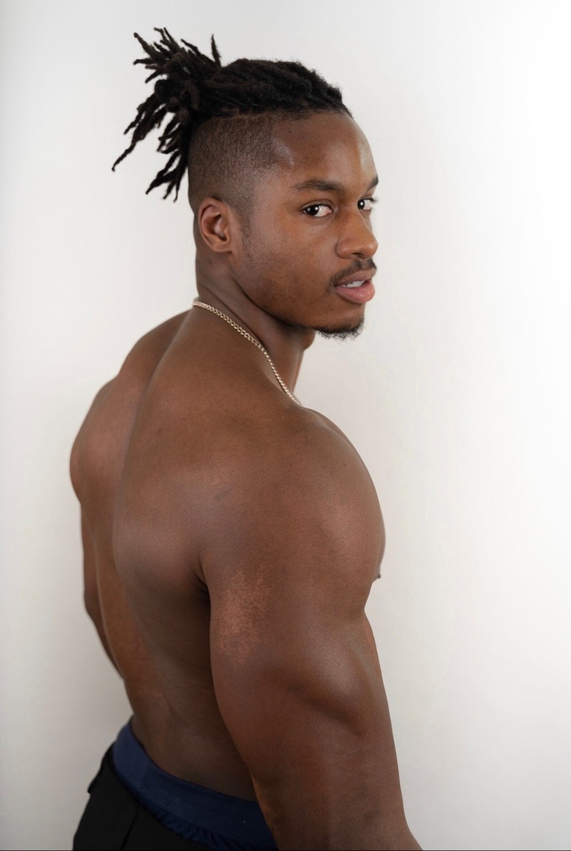 Male model photo shoot of AceClark33