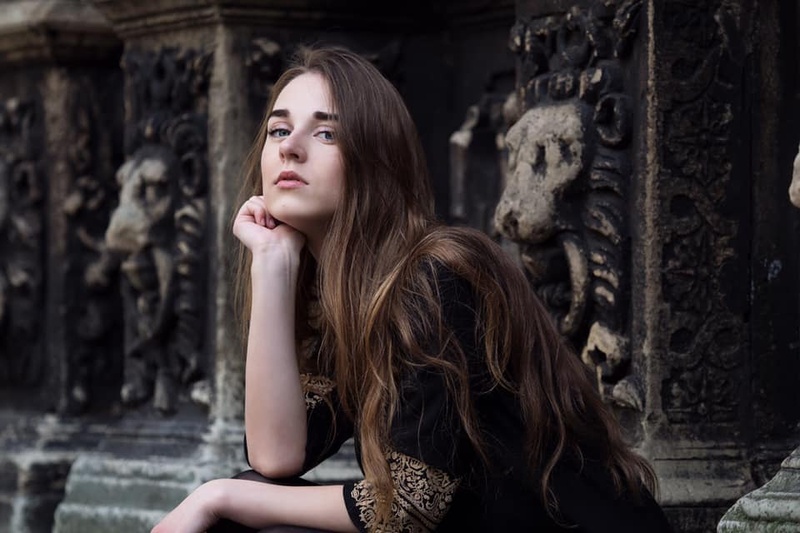 Female model photo shoot of Liliana Perepelytsia