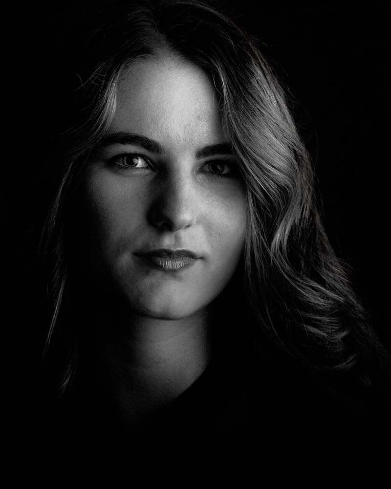 Female model photo shoot of Lessandra by Chris Watson