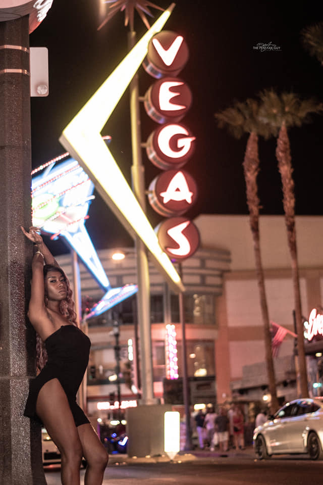 Female model photo shoot of Tia Gordon in Las Vegas