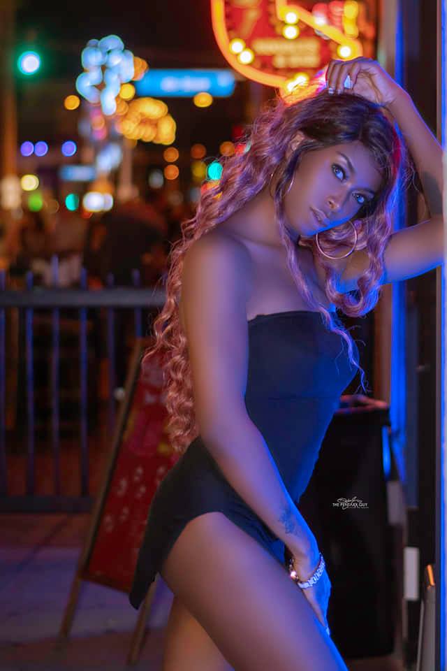 Female model photo shoot of Tia Gordon in Las Vegas
