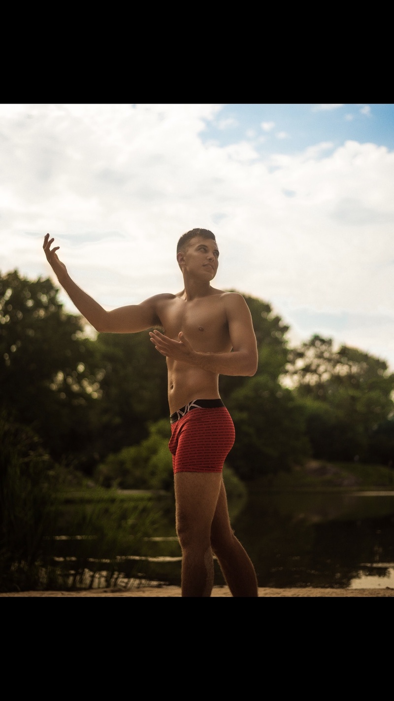 Male model photo shoot of camerongalbreath in Central Park