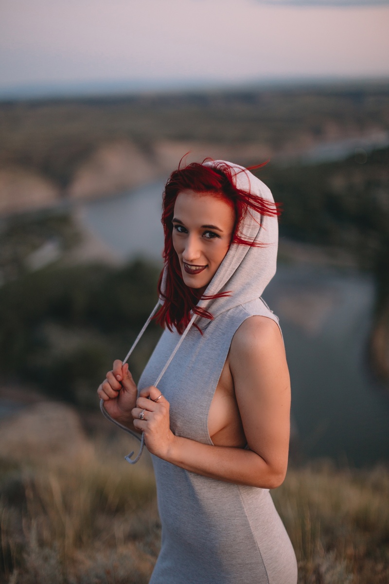 Female model photo shoot of Mariya Sweetz in Billings Montana