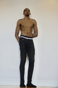 Male model photo shoot of Rashad Lee