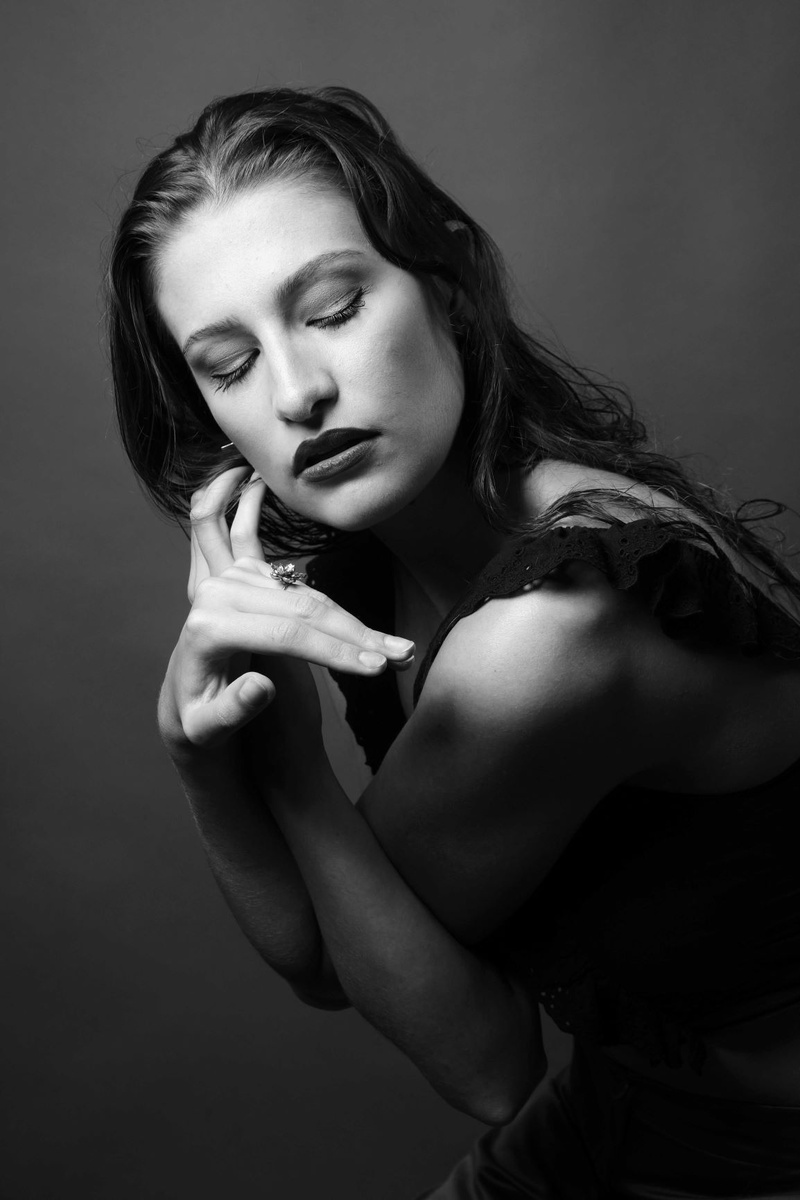 Female model photo shoot of Sara Chameleo in Antwerpen
