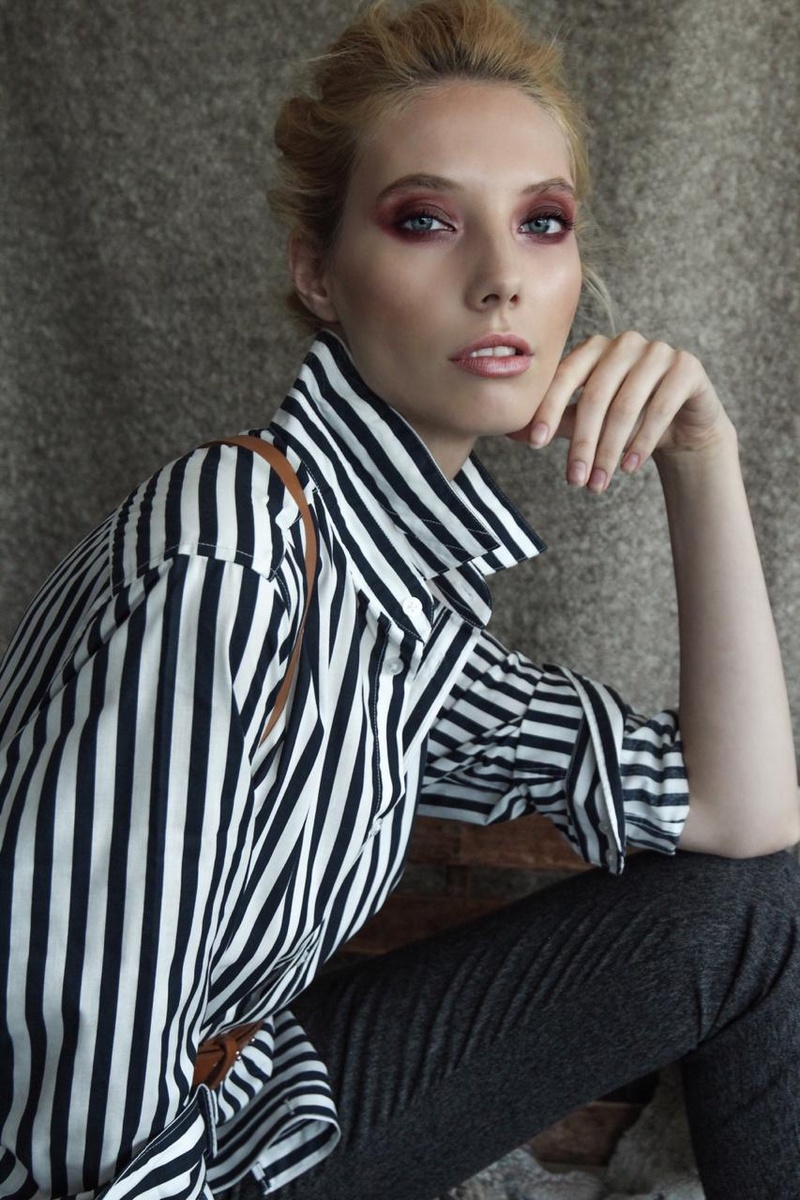 Female model photo shoot of Anna Yeleferenko