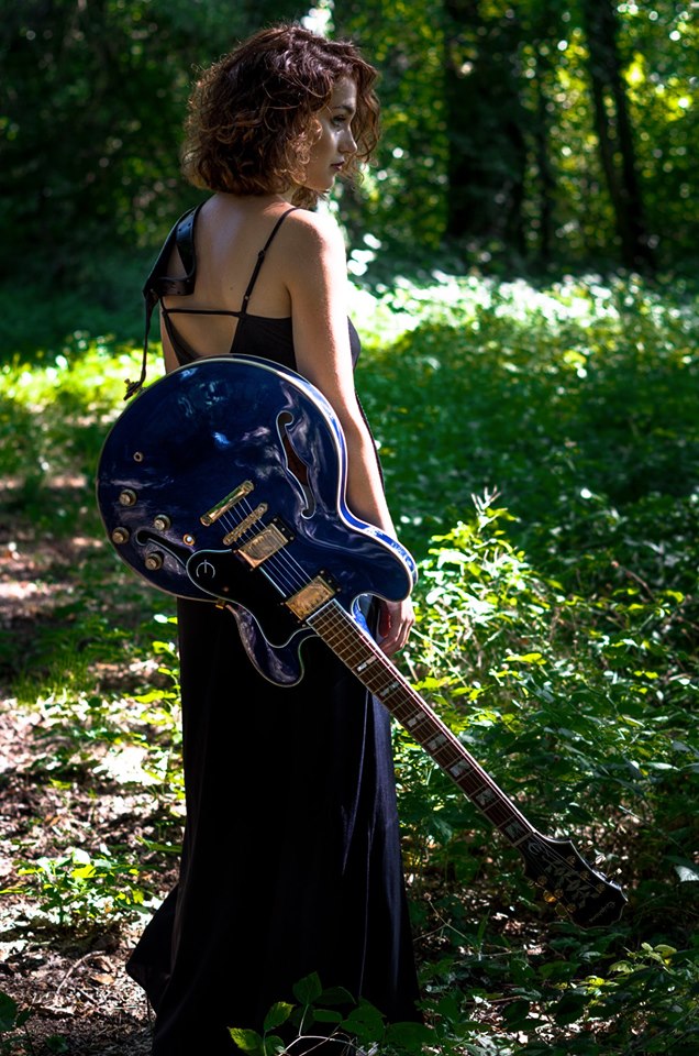 Female model photo shoot of Roberta Salamone in Torino