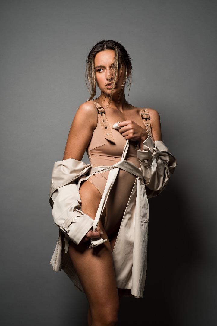 Female model photo shoot of Alexandra Bella