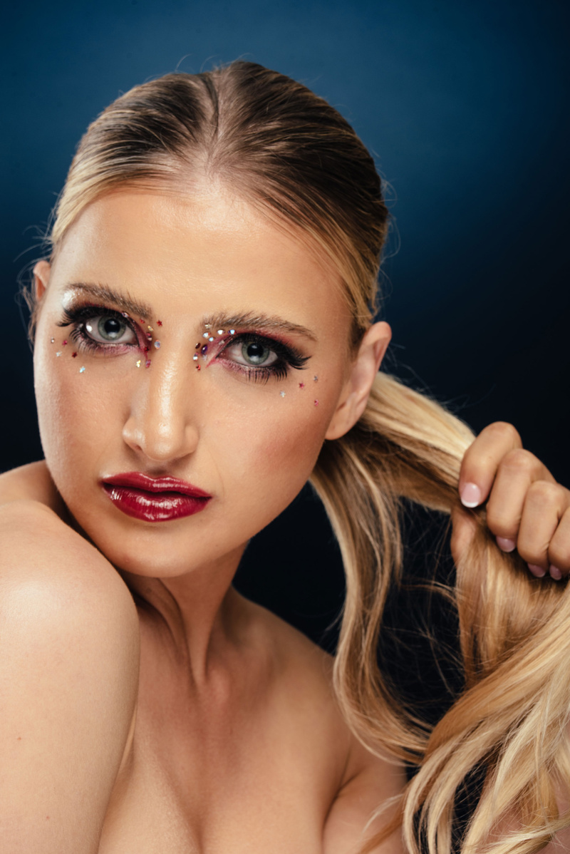 Female model photo shoot of Laura Pardo and Katie Bozner, makeup by Yuma Bastet