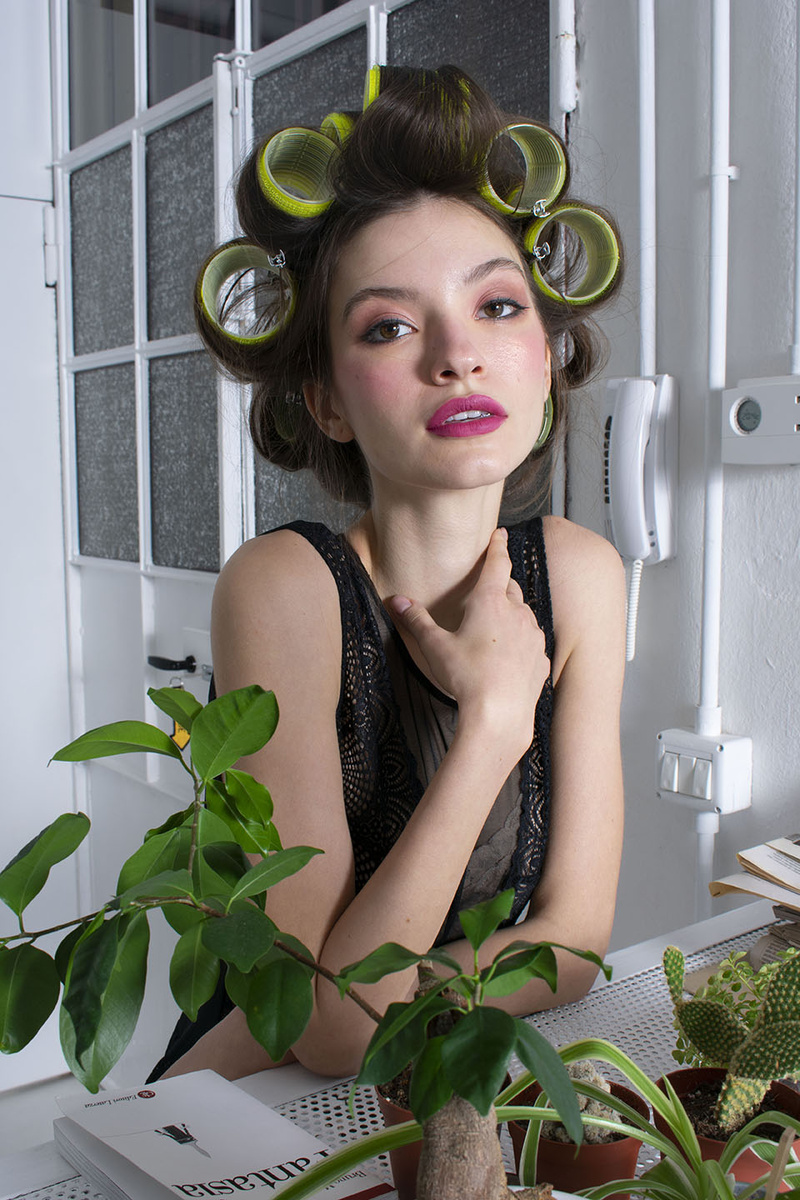 Female model photo shoot of EmilieVolatild