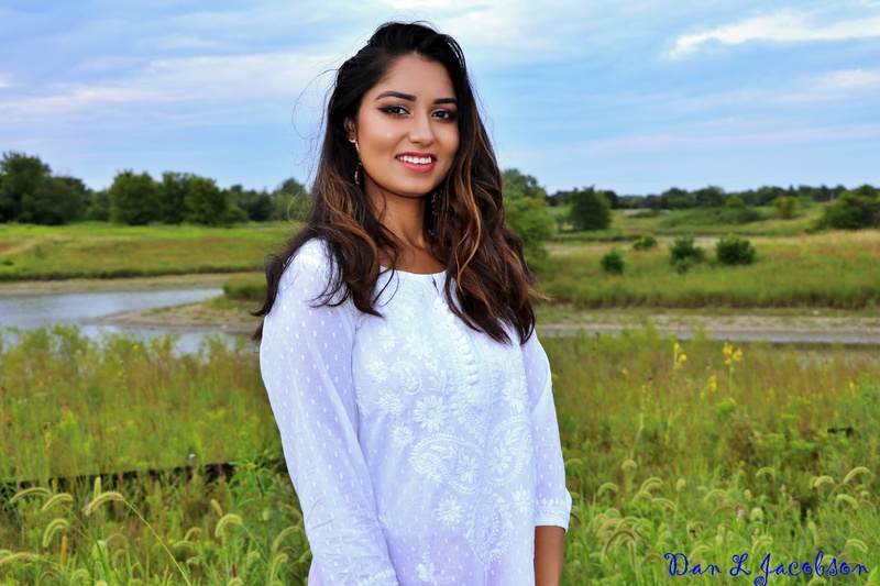 Female model photo shoot of eshwarashid