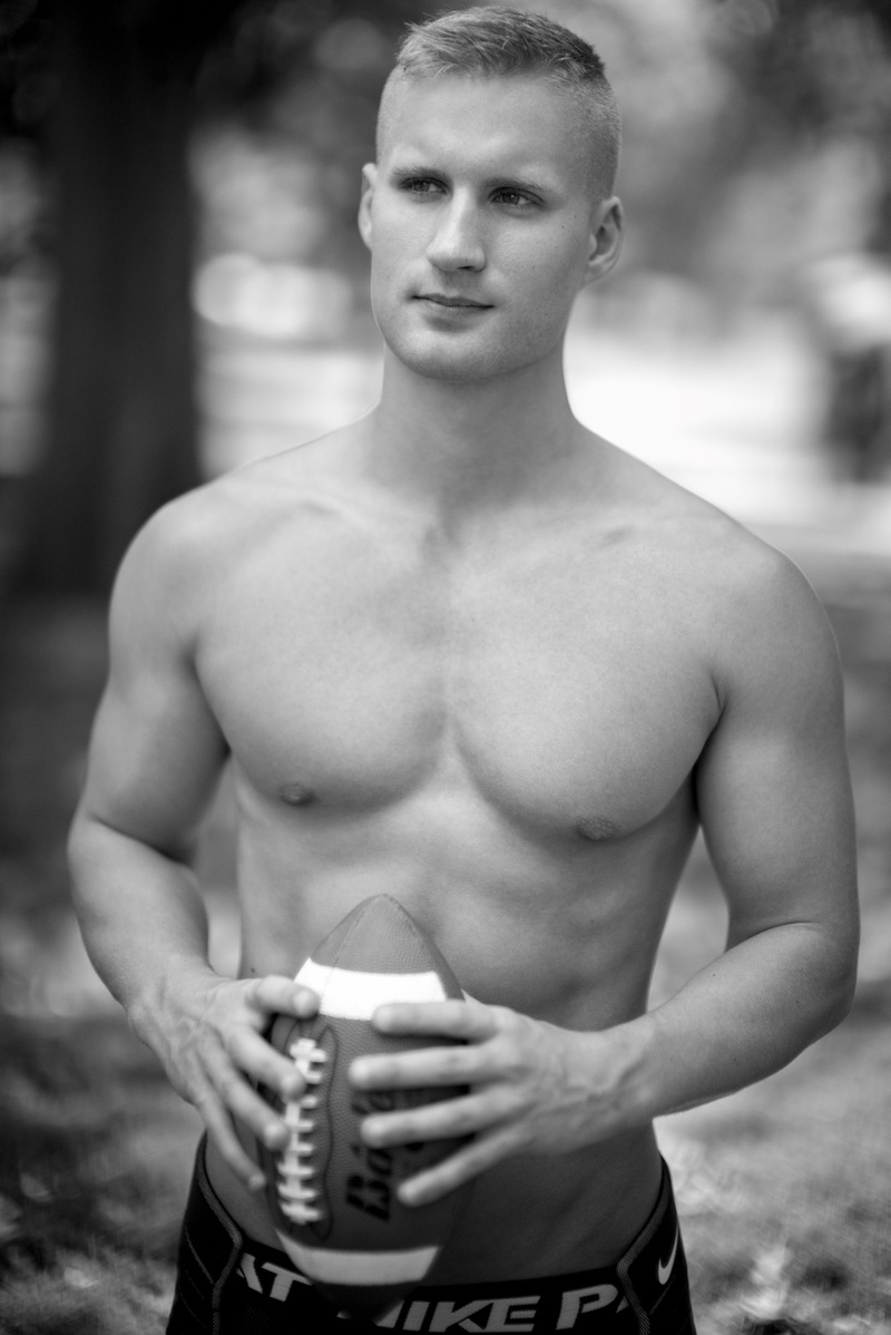 Male model photo shoot of Eric Dunstan by Craig Macleod