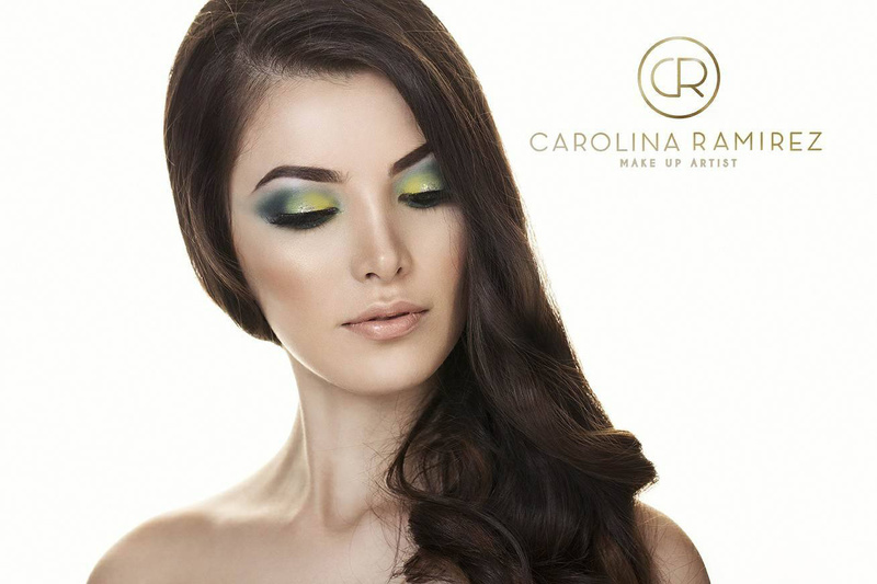 Female model photo shoot of CarolinaCalixta