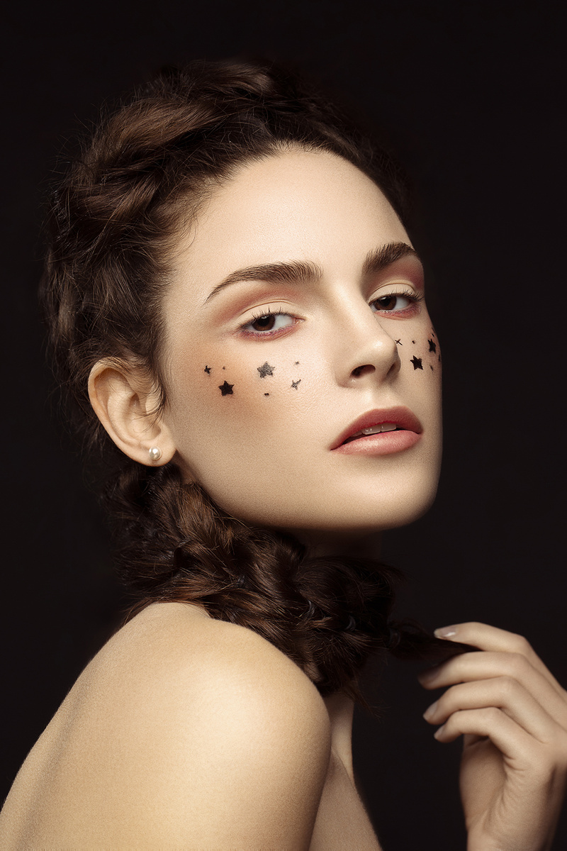 Female model photo shoot of Irene Lutsenko