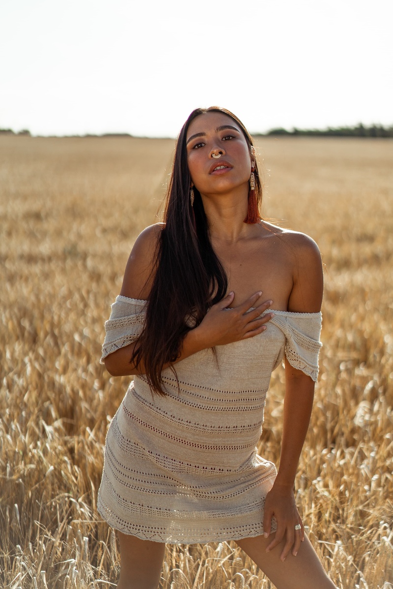 Female model photo shoot of PocahontasIRL