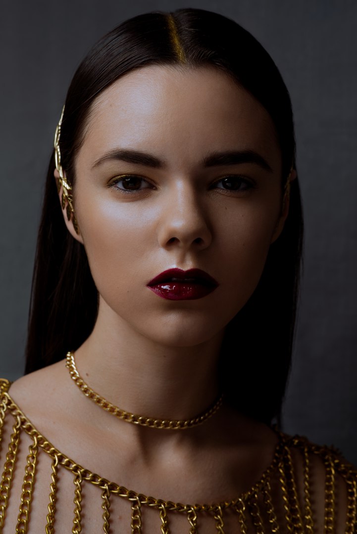 Female model photo shoot of Natalia Guerina