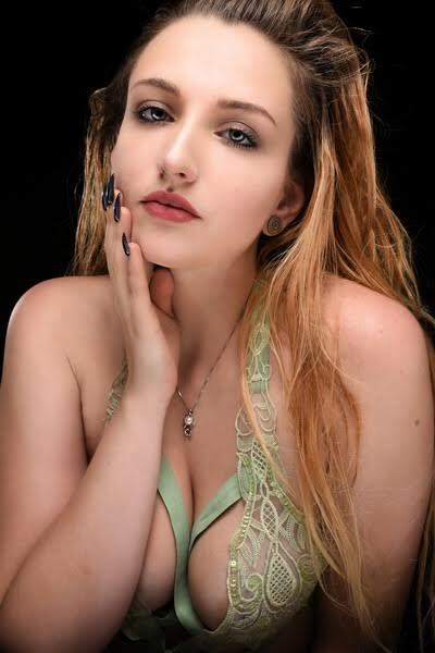 Female model photo shoot of lilyrainejackson