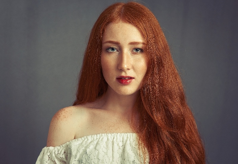 Female model photo shoot of Elibakunova