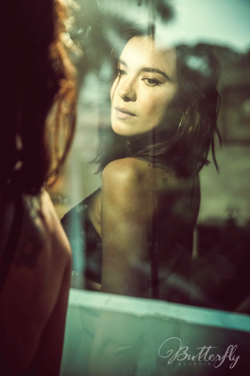 Female model photo shoot of Morgana_mystic