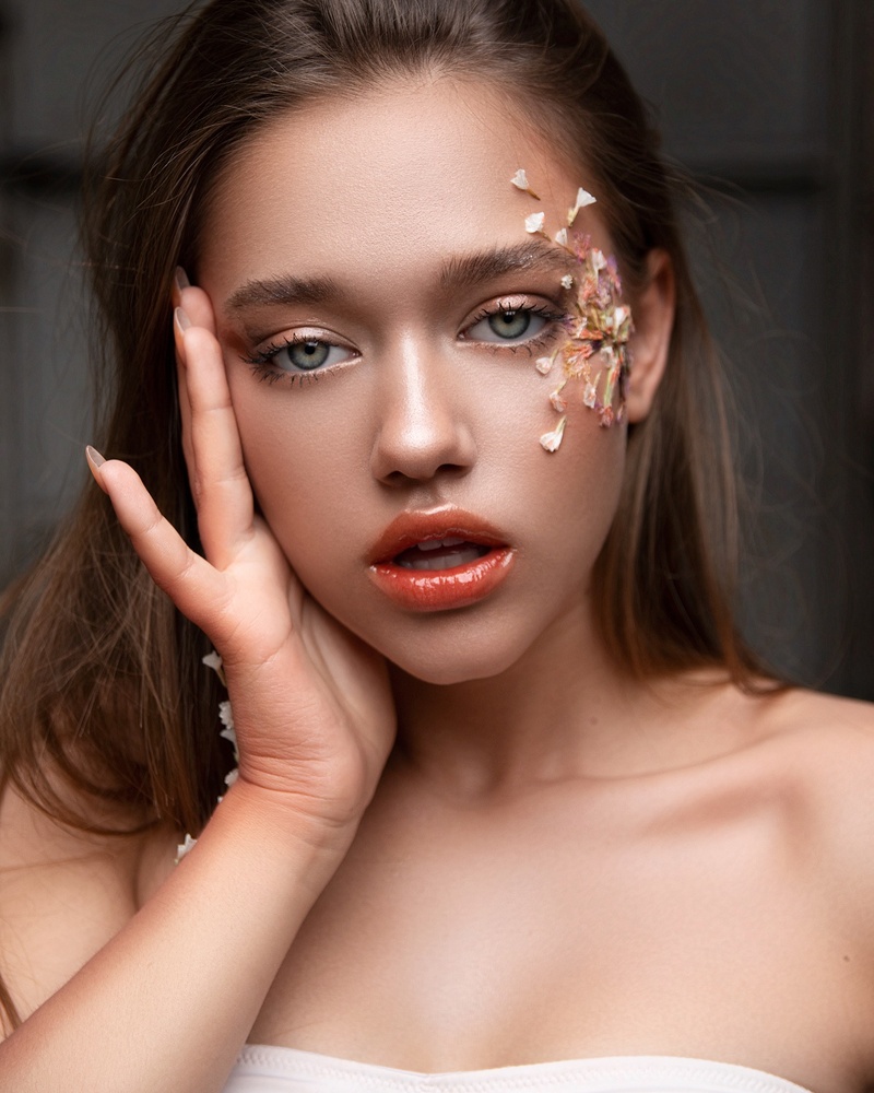 Female model photo shoot of Tatyana Fetsich, retouched by Tatyana Fetsich