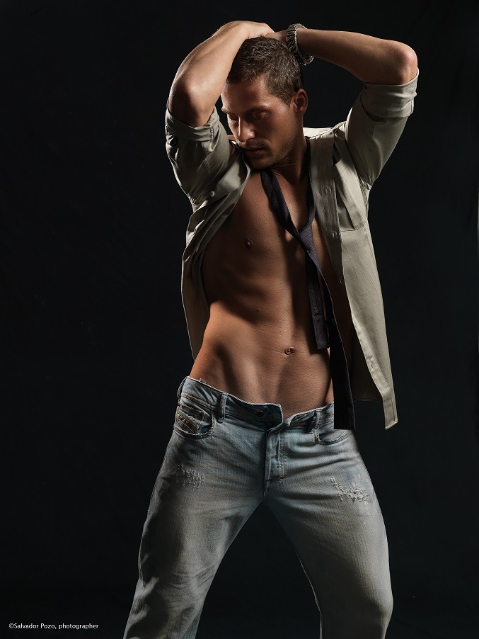 Male model photo shoot of Youri Morsink