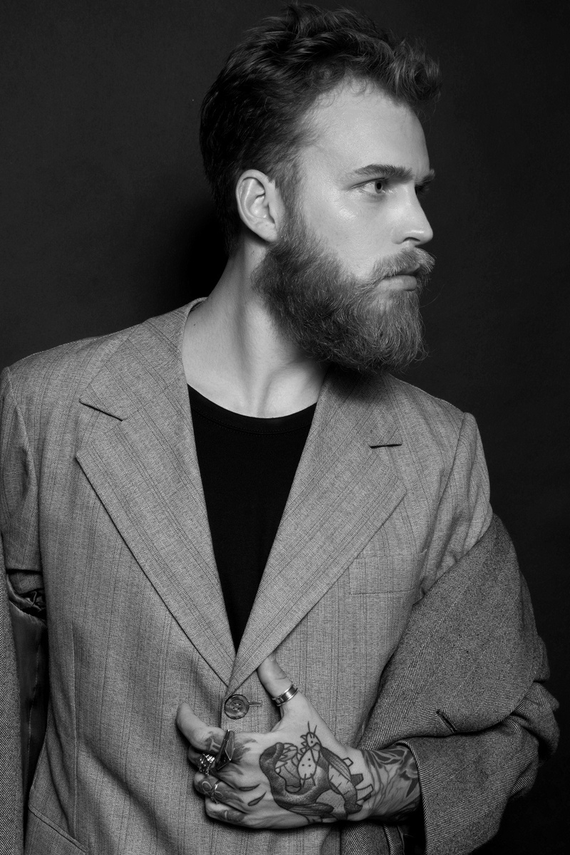 Male model photo shoot of Julian Israel