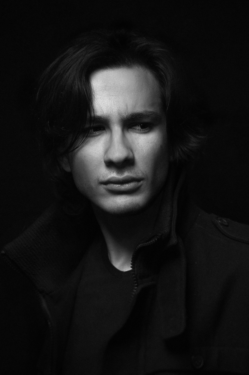 Male model photo shoot of Pavel Radulescu