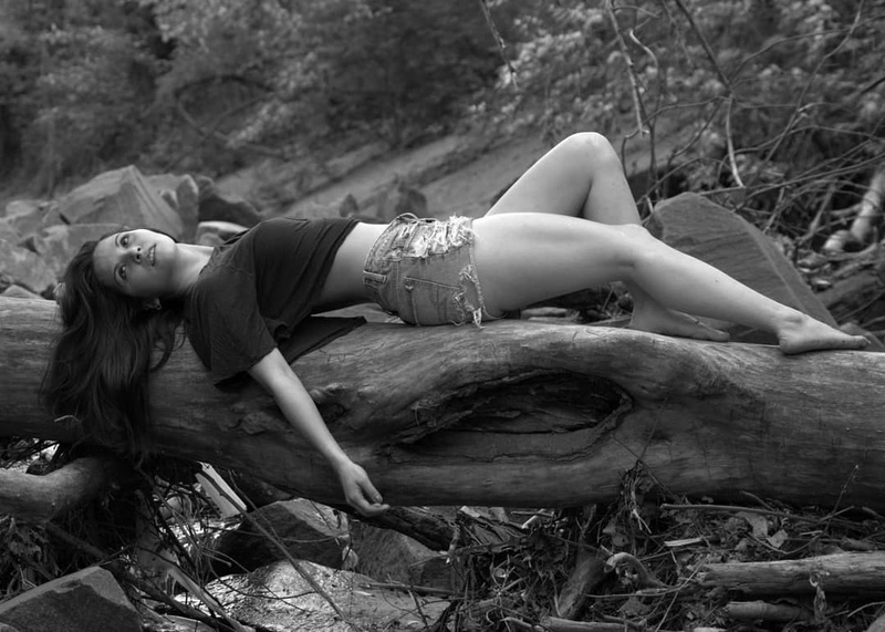 Female model photo shoot of scarlet_begonias