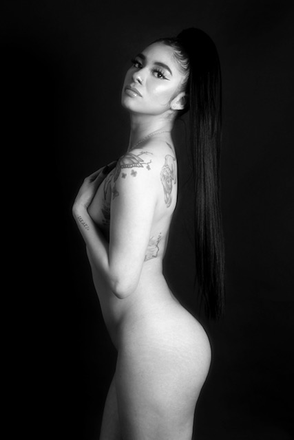 Female model photo shoot of Finessx33