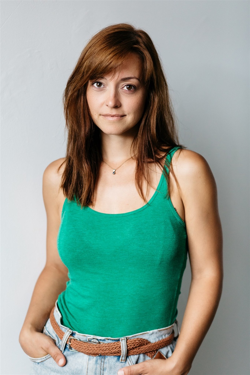 Female model photo shoot of Isabelle Giroux