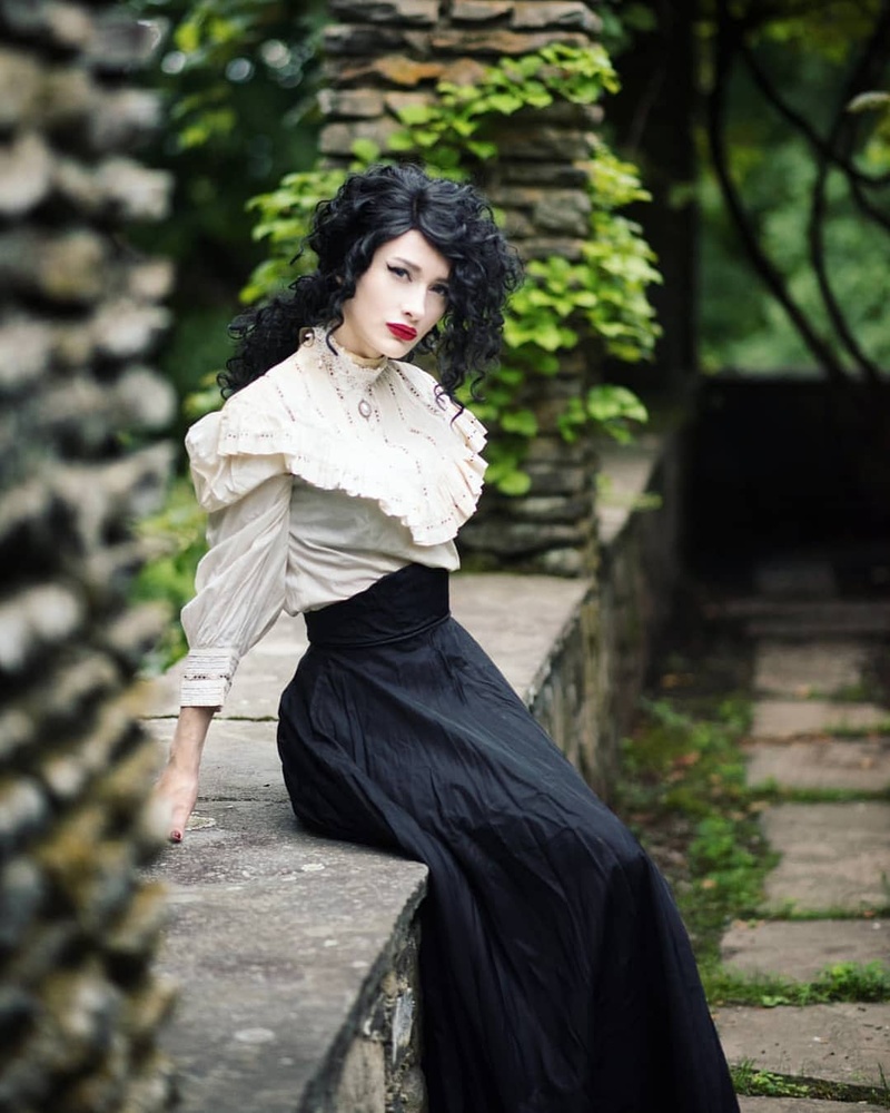 Female model photo shoot of Bella-Muerte