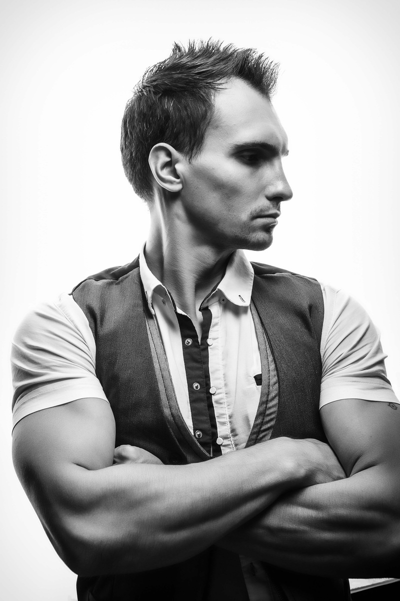 Male model photo shoot of Dryukov