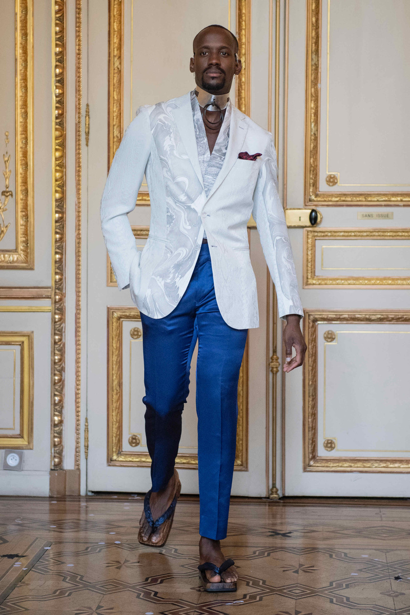 Male model photo shoot of Gilles MG in Paris