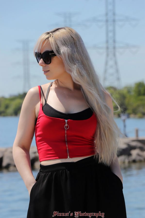 Female model photo shoot of Jennifer-Leigh in Hamilton Ontario