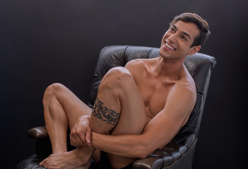 Male model photo shoot of Eduardopenteado