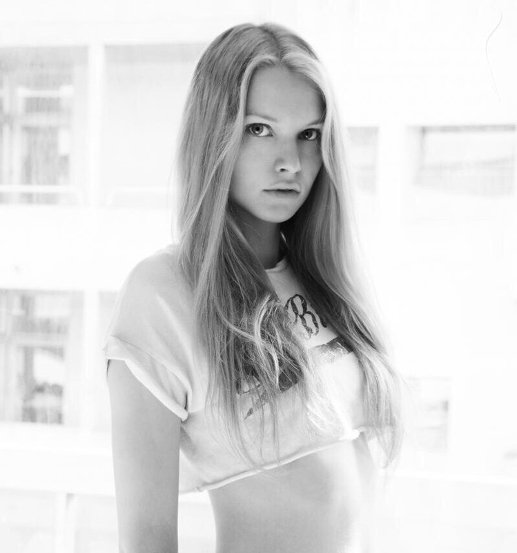 Female model photo shoot of Agnieszka K