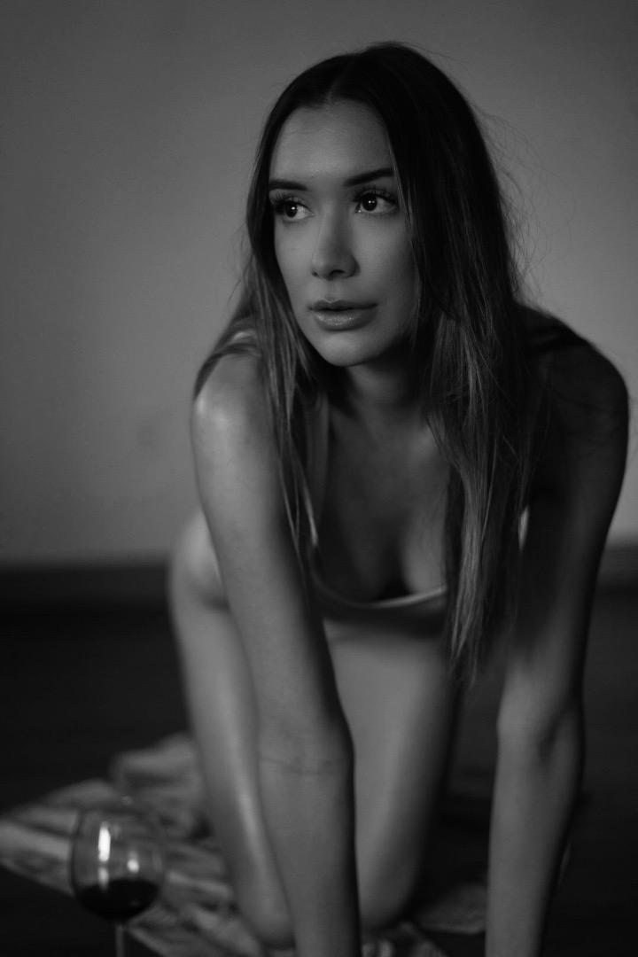 Female model photo shoot of Camille Humphrey