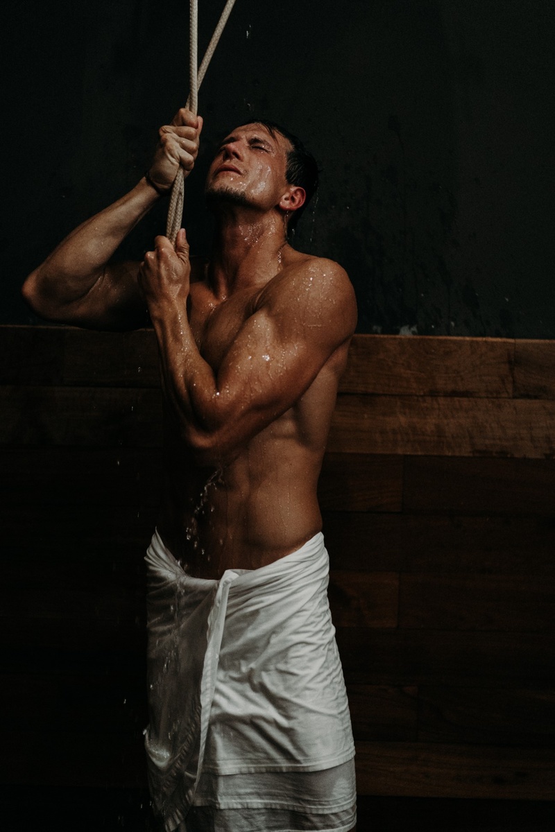 Male model photo shoot of Jan Solfronk