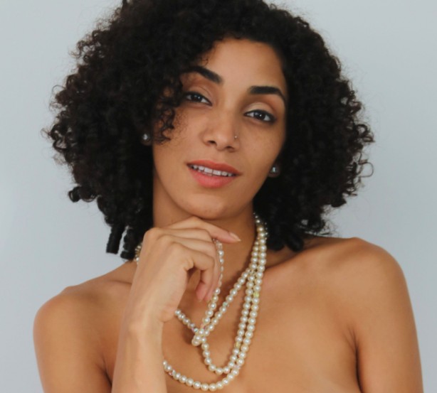 Female model photo shoot of Jennifer Del Alma in Miami 10/2019