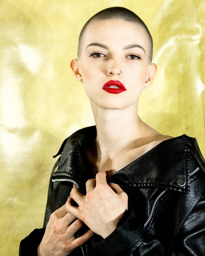 Female model photo shoot of Mihaela K