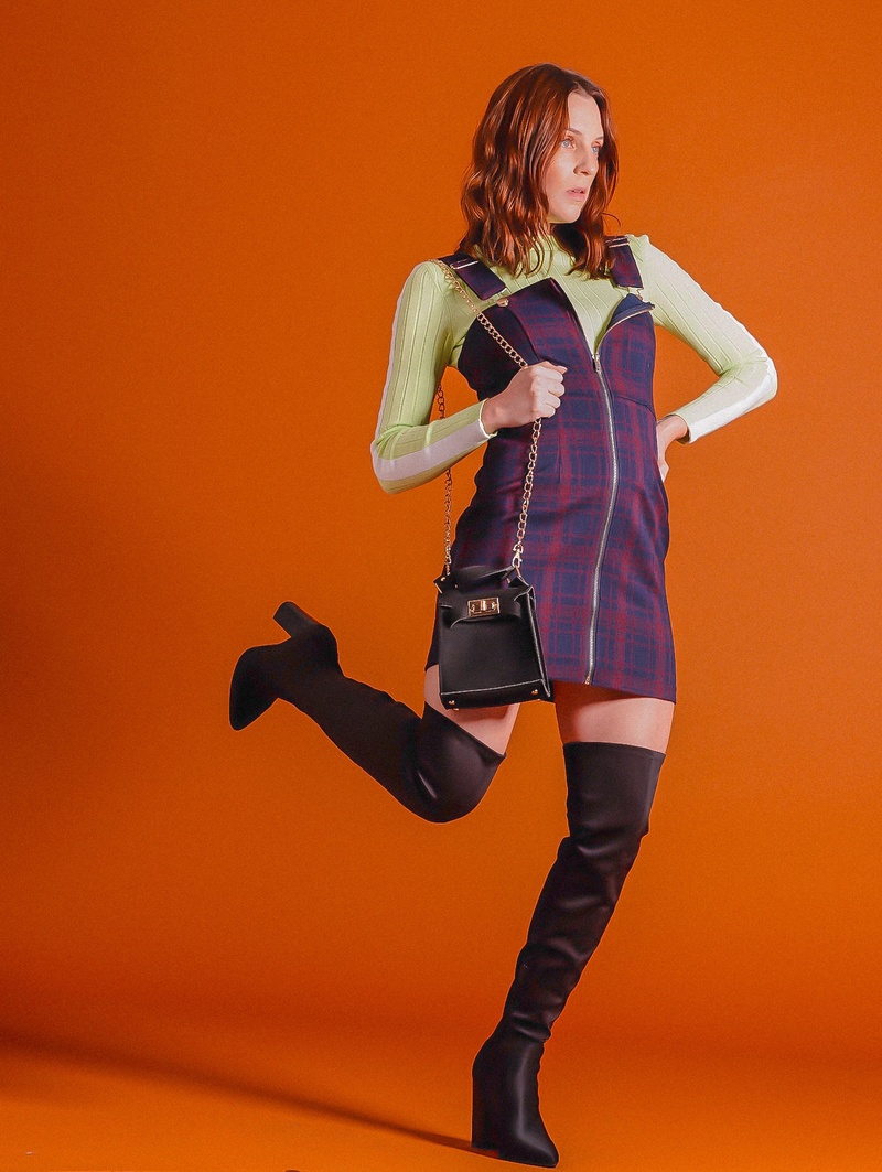 Female model photo shoot of Janet Elizabeth Gili by Benjamin4784 in School of Visual Arts