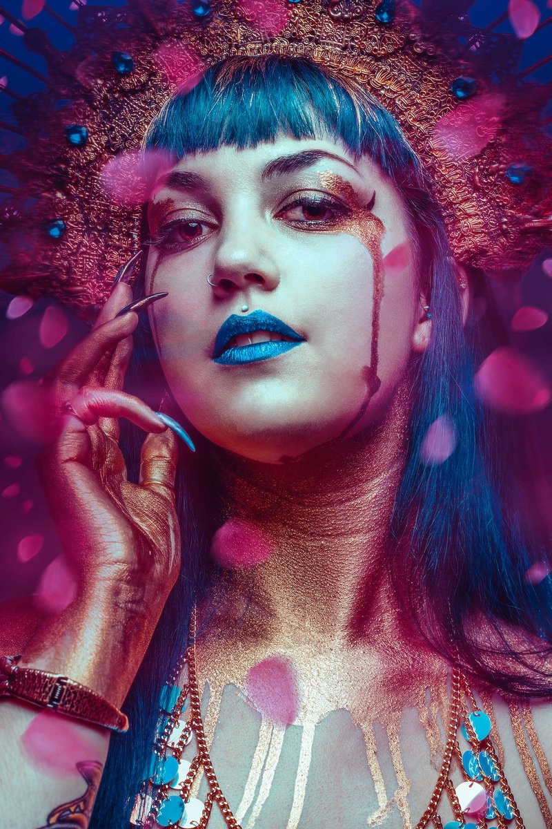 Female model photo shoot of Raven Dahlia by Crimson Black