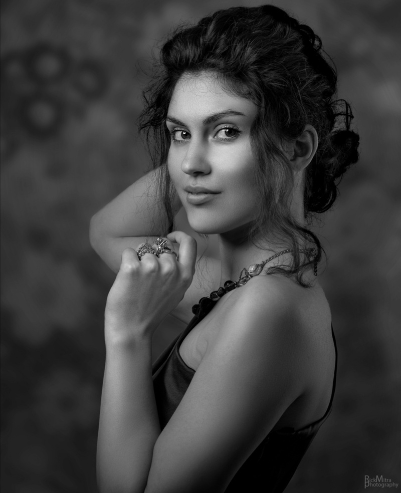 Female model photo shoot of saraomri in London
