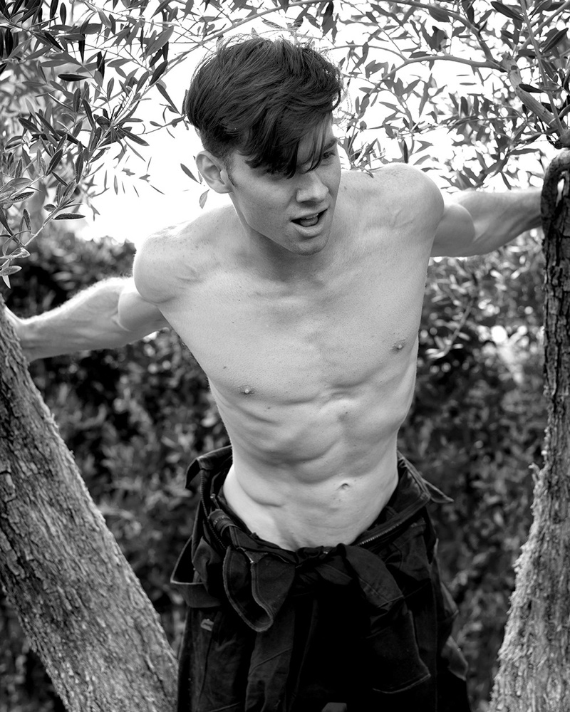 Male model photo shoot of Alexander Espenshade