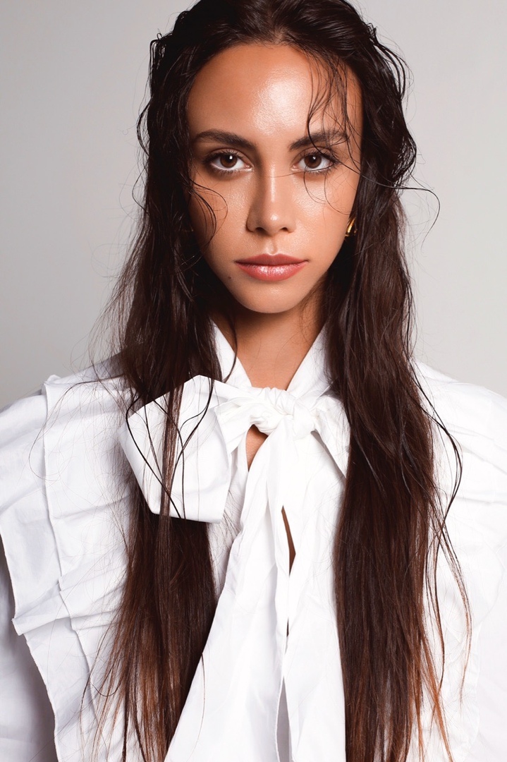 Female model photo shoot of OlgaStarky in London